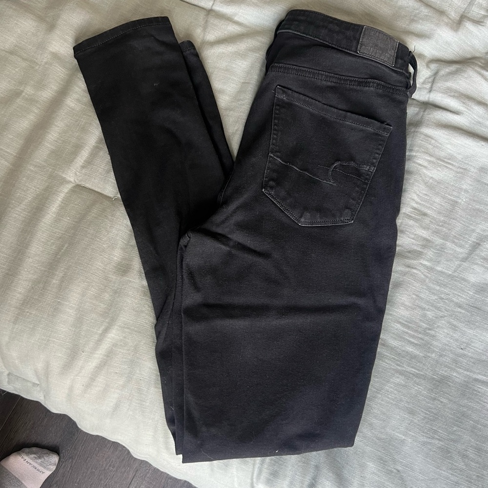american eagle women’s size 10 long black skinny jeans
